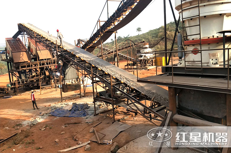 石英石破碎生產(chǎn)線設(shè)備現(xiàn)場 石英石破碎生產(chǎn)線設(shè)備現(xiàn)場