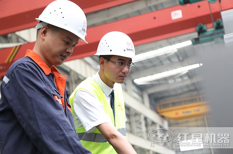 選擇復(fù)合式破碎機生產(chǎn)廠家要謹慎 選擇復(fù)合式破碎機生產(chǎn)廠家要謹慎